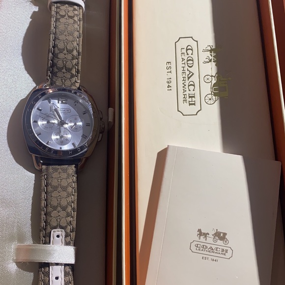 Coach Monogram Leather Watch - Picture 4 of 8